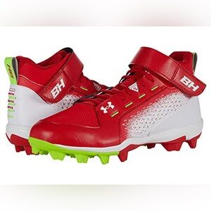 Under Armour | Shoes - size 2Y